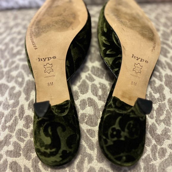 Shoes - Picture 4 of 4